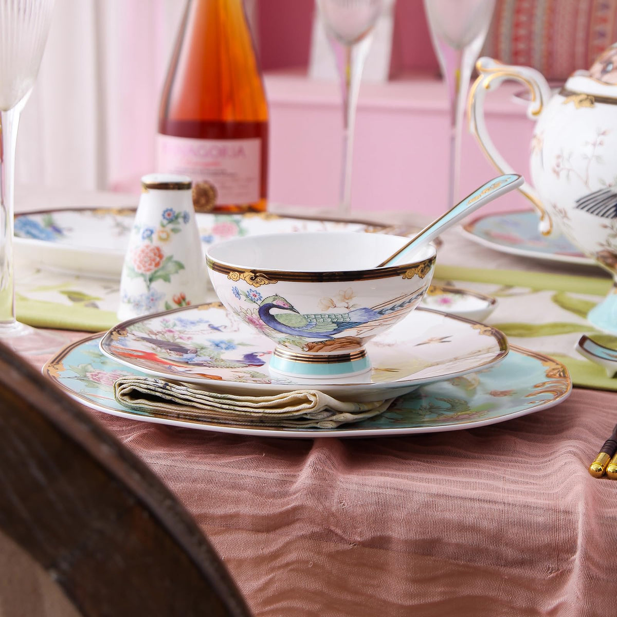 12-Piece Bone China Dinnerware Set for 4 S78816