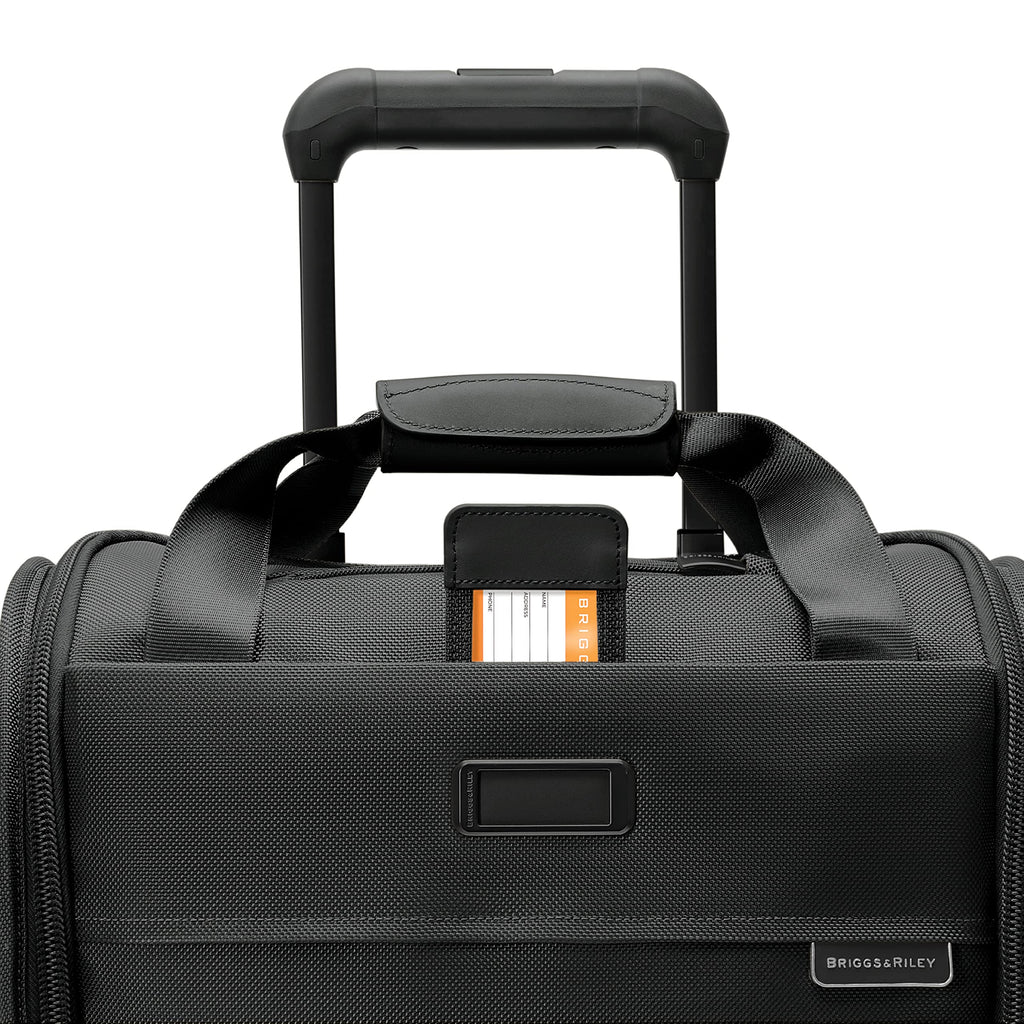 Black Softside Carry On Spinner Luggage D9416
